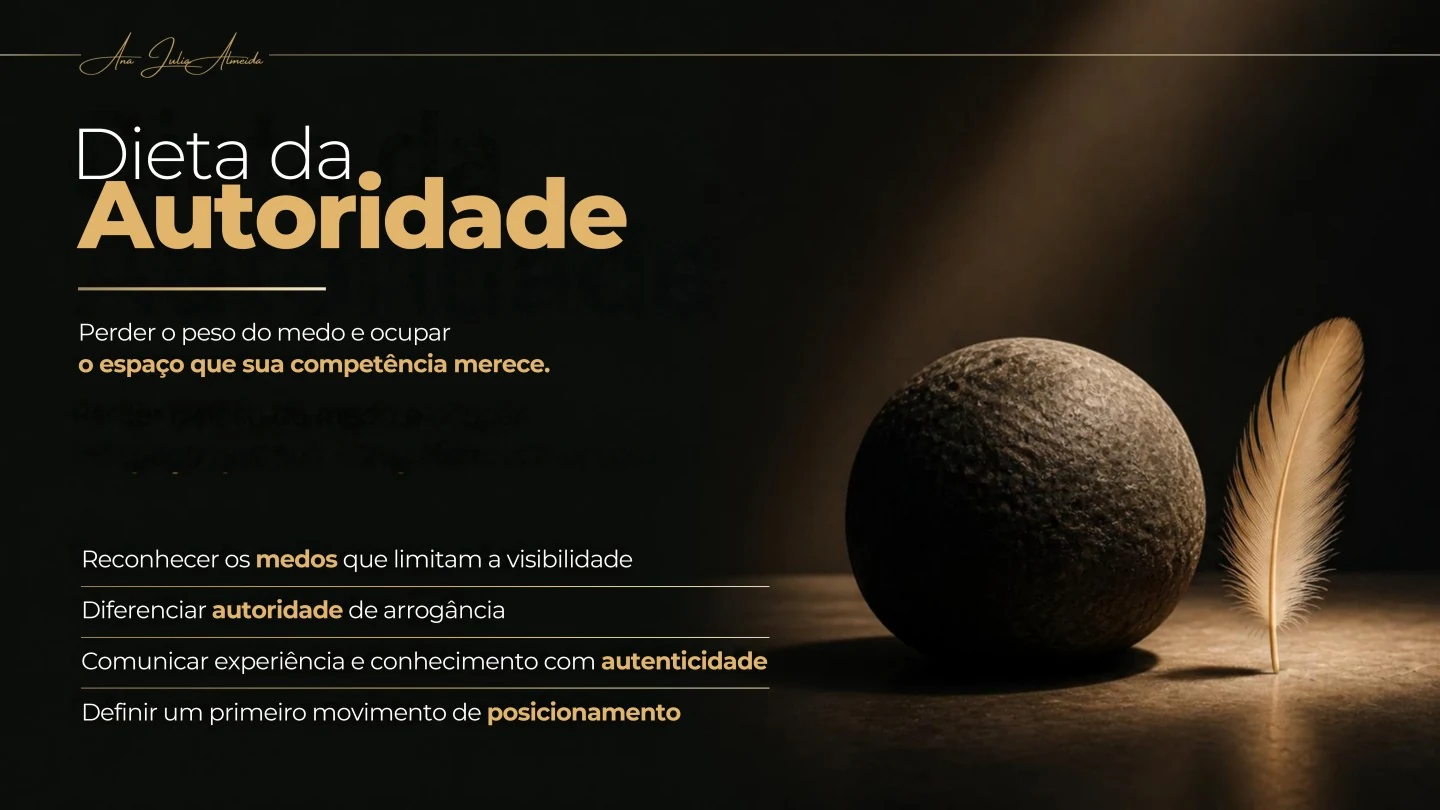 Esfera de pedra ao lado de uma pena, na apresentação Dieta da Autoridade